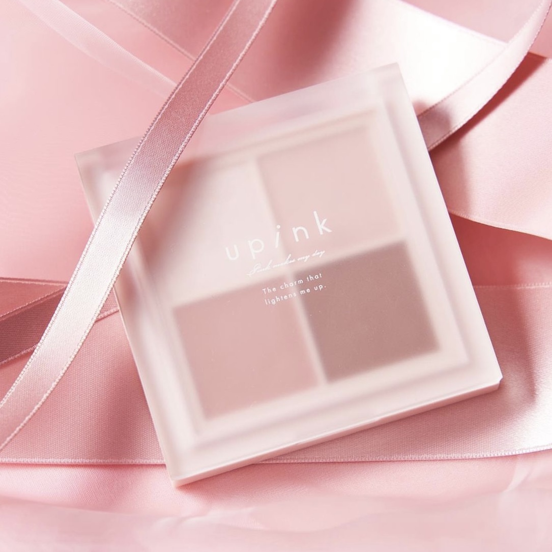 柏木由紀 UPINK Shine On Stage Eye Palette 四色眼影