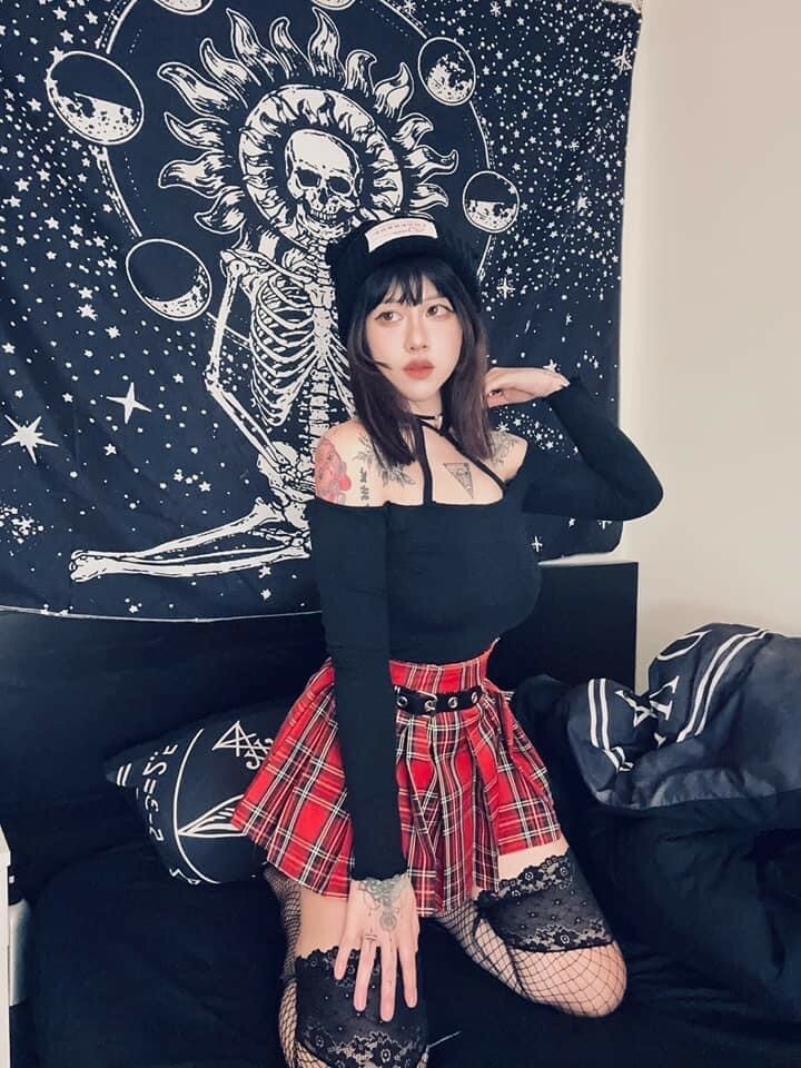 亮眼高腰格紋百摺裙🍭自訂款