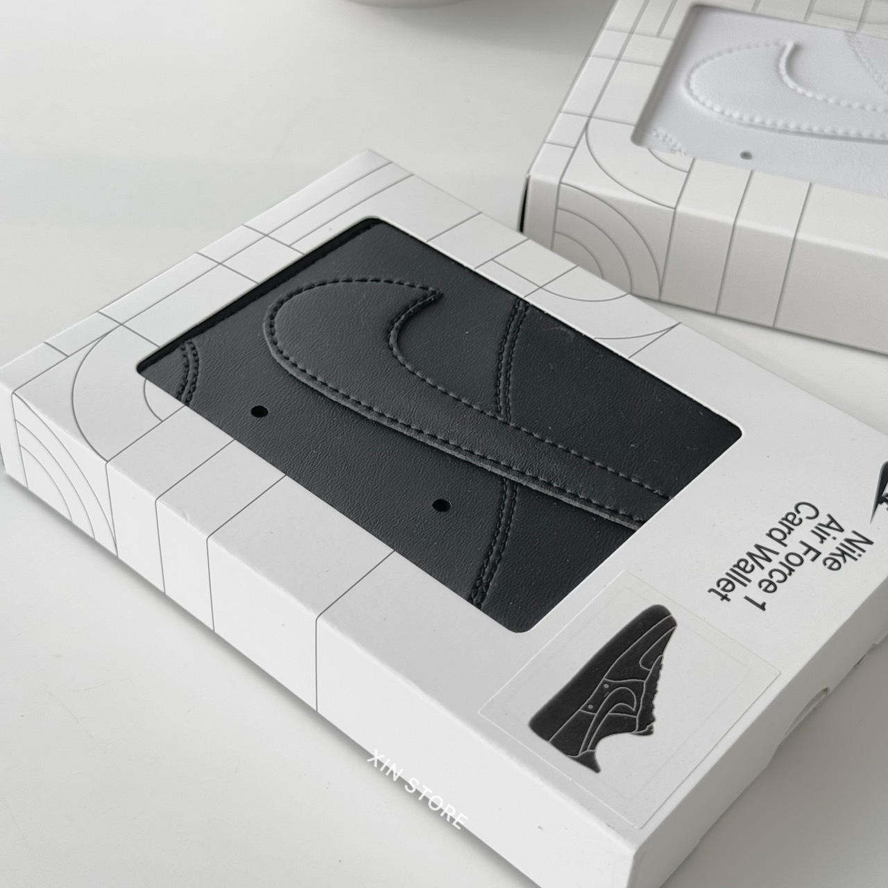 【現貨】Nike Icon Air Force 1 小勾 素色 卡包 黑 白