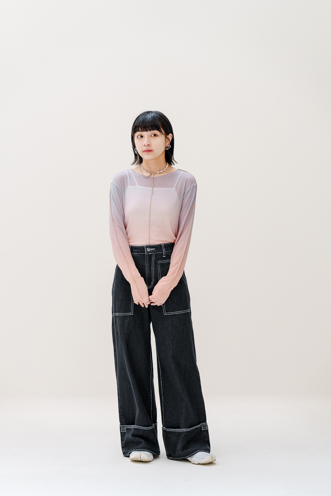 影像詩！漸變透膚滾邊上衣(兩色-紫粉)