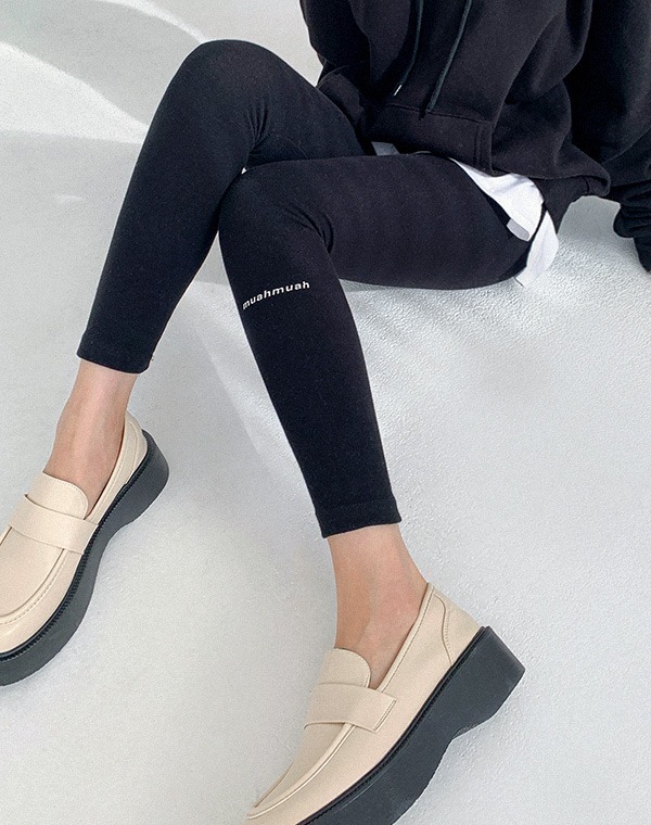 預訂｜MUAHMUAH One Point Logo Leggings