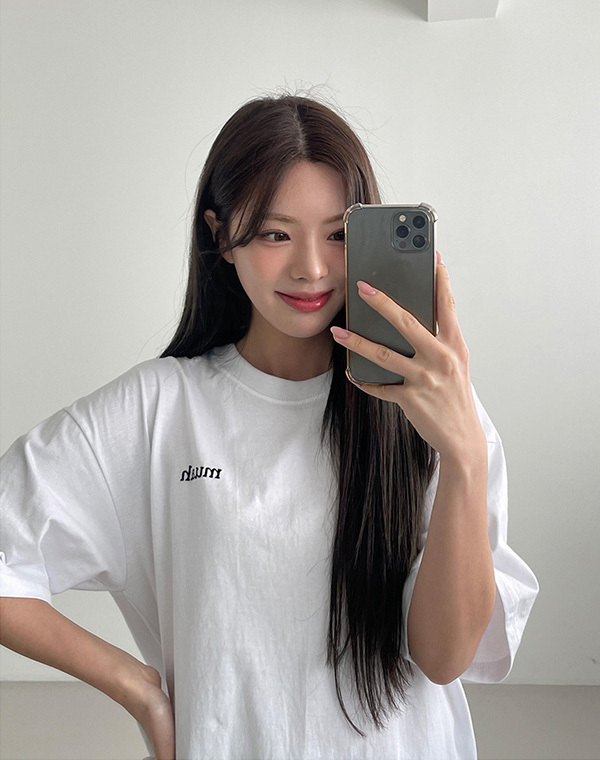 預訂｜MUAHMUAH Stitch Logo Half Sleeve T-shirt (2 COLOR)