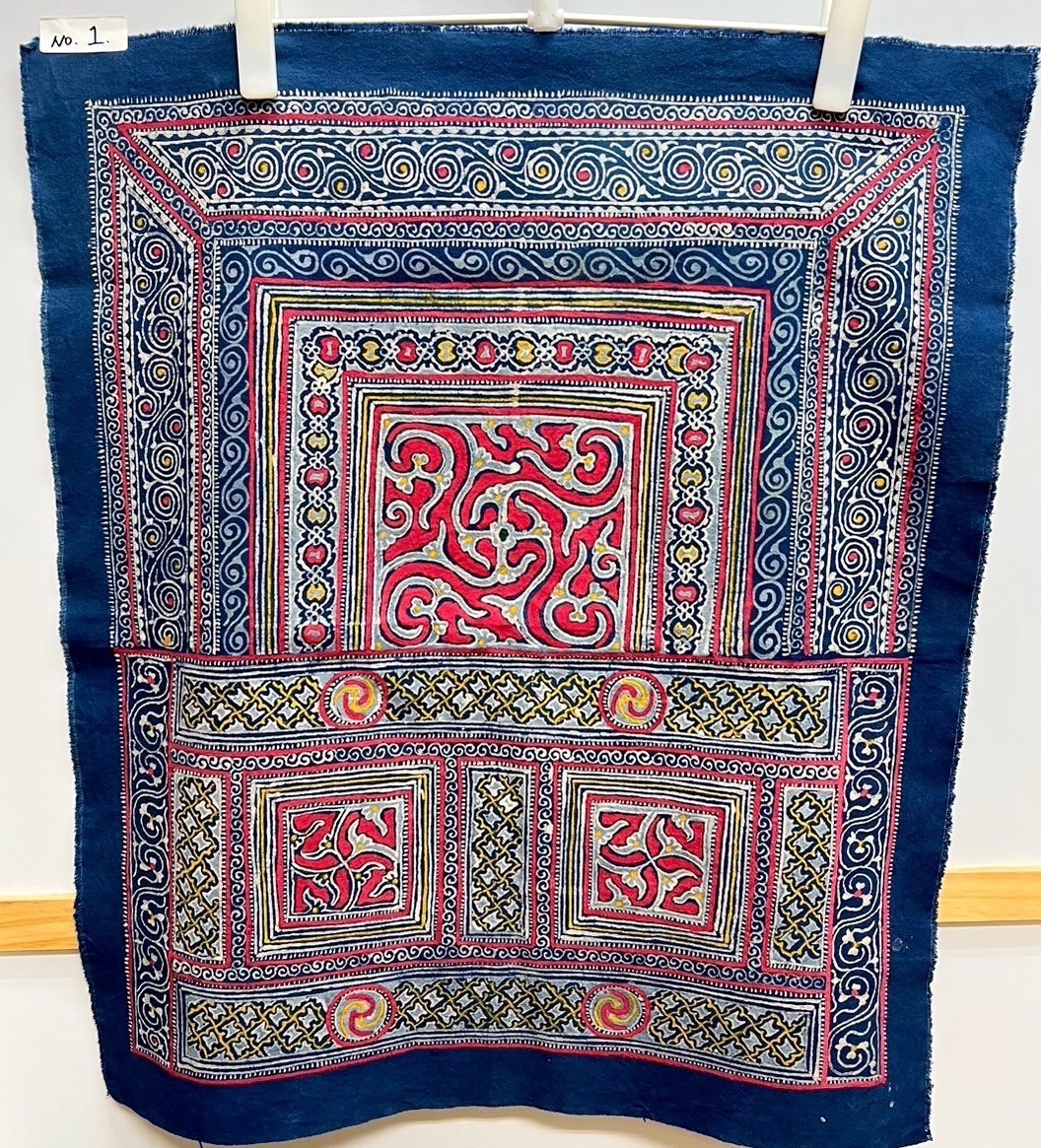 手工蠟染圖騰老布寬56cm長68cm