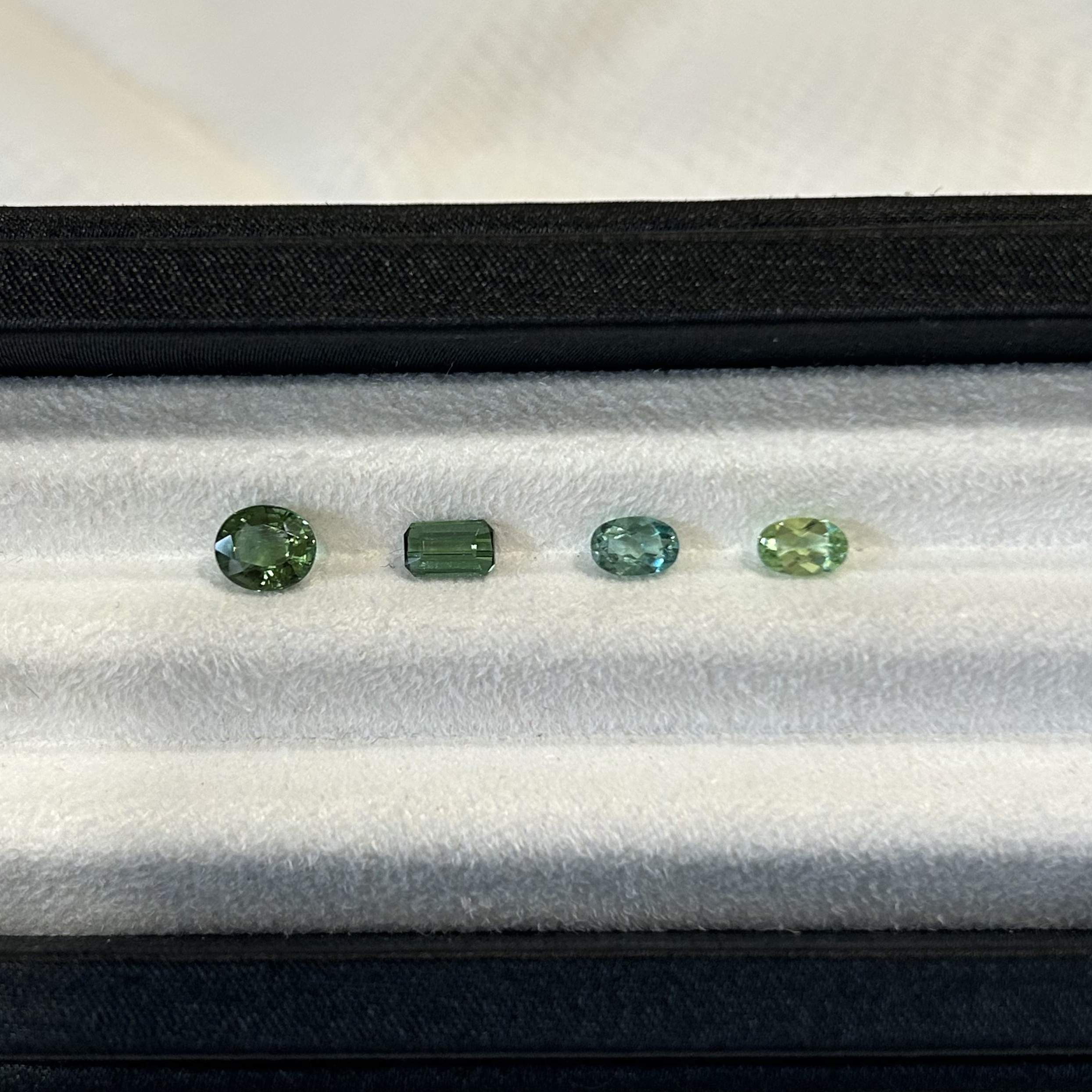 碧璽 Tourmaline/0.4~1.0克拉