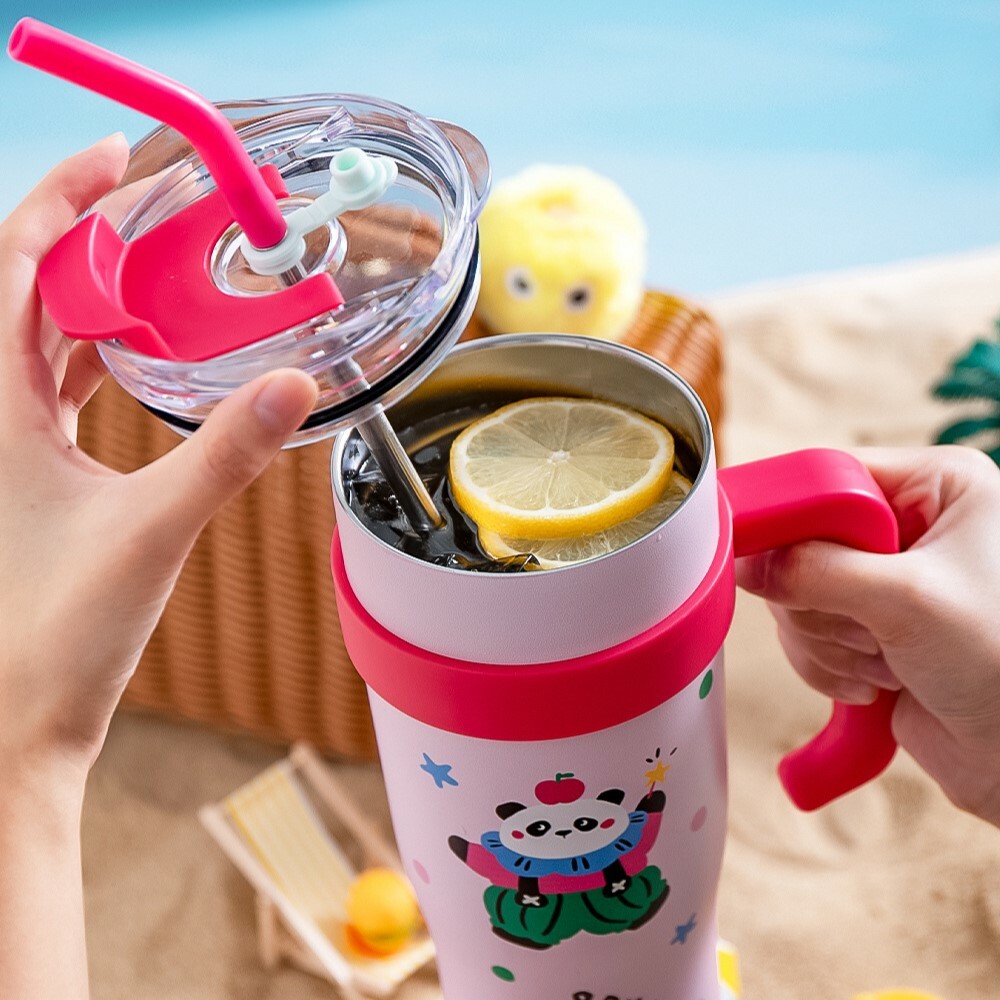 《4005》粉粉派對熊貓大容量吸管保溫杯1300ML