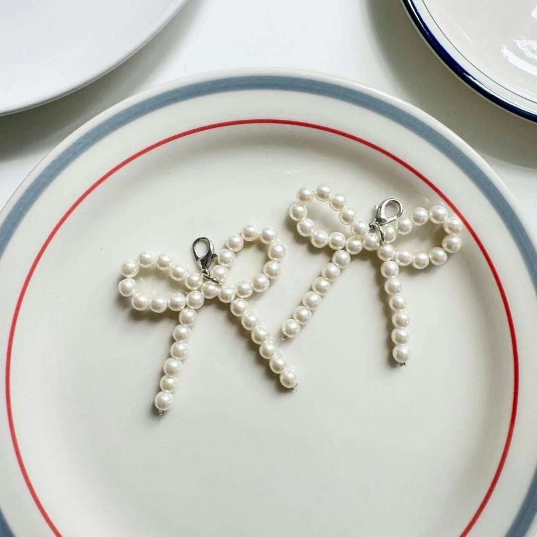 KR RIBBON PEARL SHOES ACC (A)