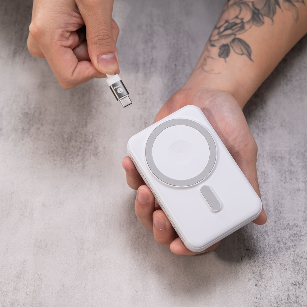 Pluto 冥王星 10000mAh 22.5W 三合一磁吸行動電源