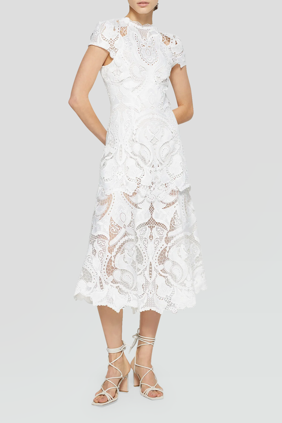 SIMKHAI｜LAURA 蕾絲貼花露背長洋裝