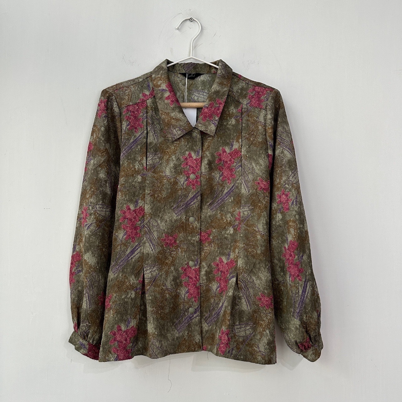 褪色花畫紋理感上衣