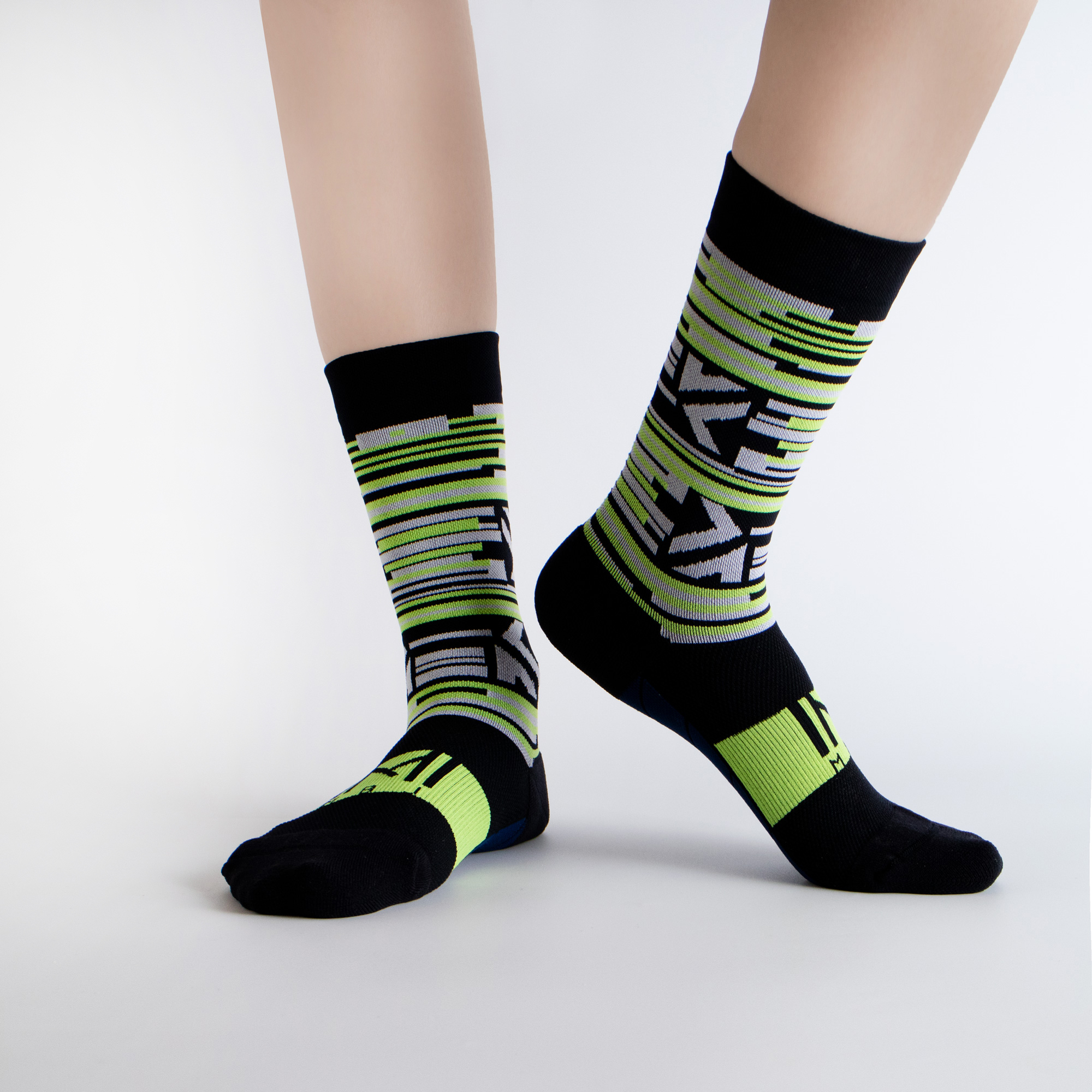 綠黑指標｜經典設計師款．壓力3/4襪