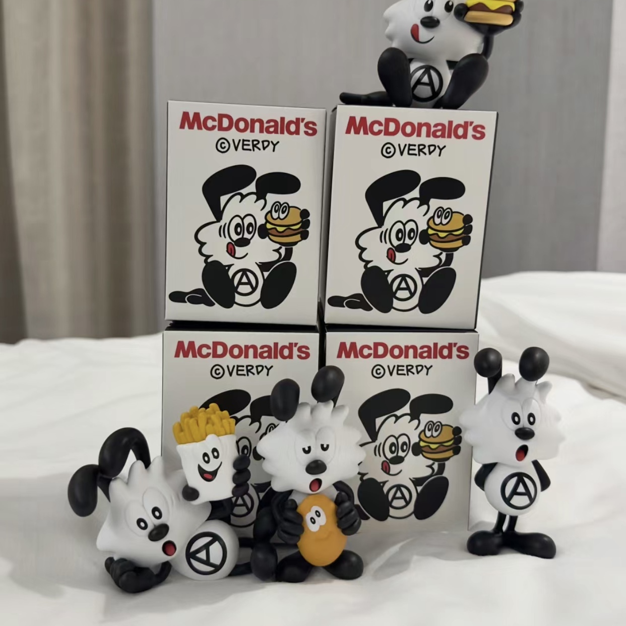Mcdonalds x Verdy Vick Collector's Set 珍藏版玩具公仔 VERDY