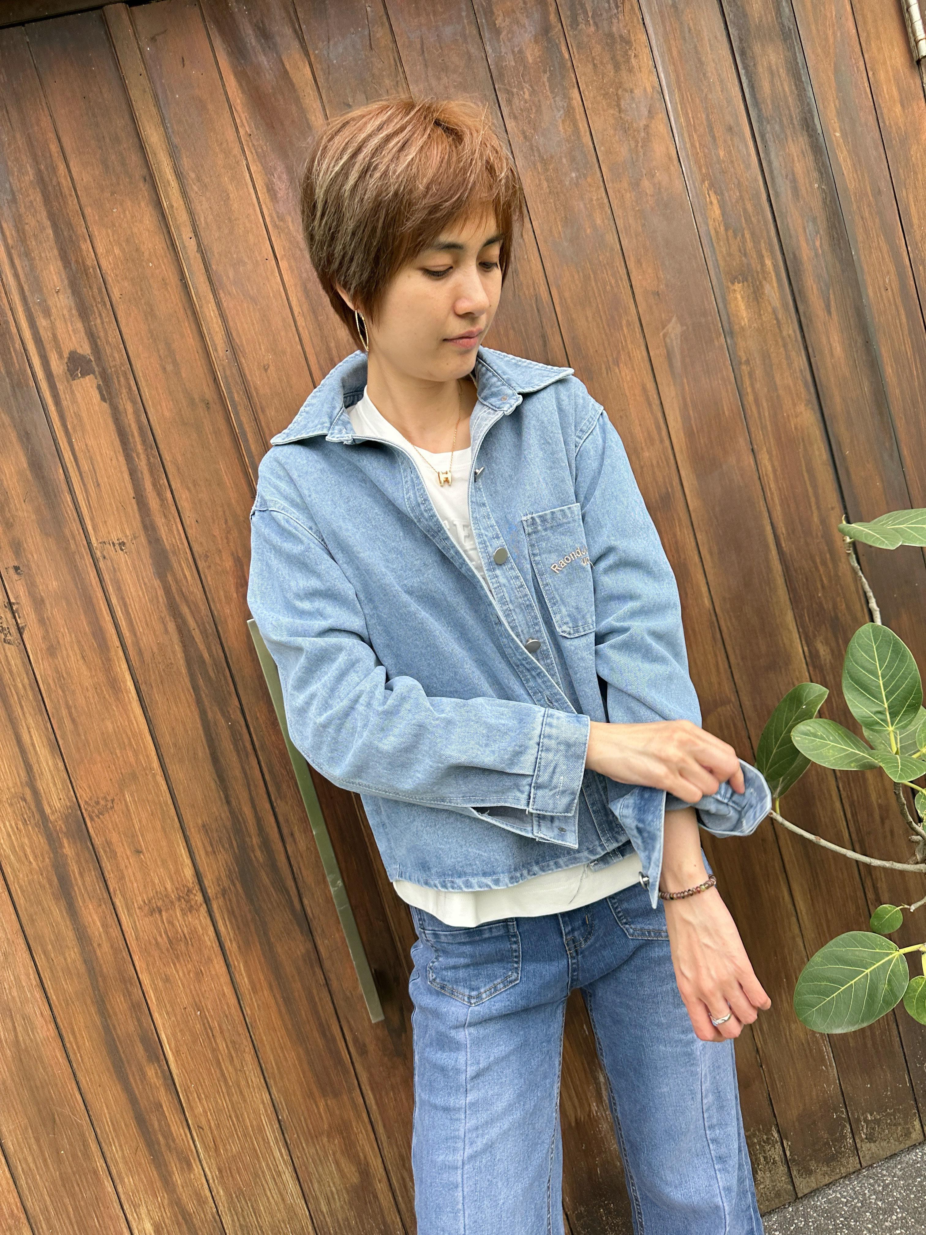 有挺度的減齡丹寧外搭 ⚡️ 搶現貨 ⚡️