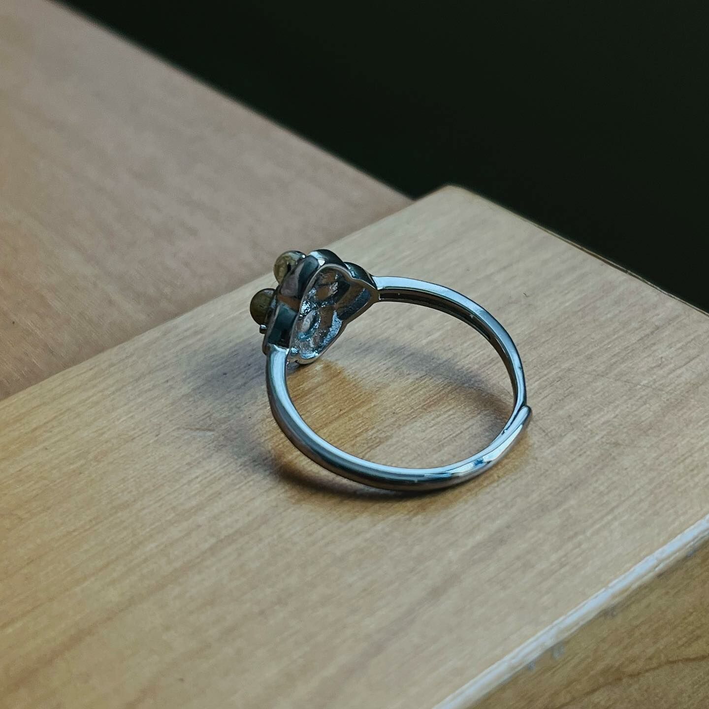 [原石] 鈦髮晶 四葉草水晶戒指