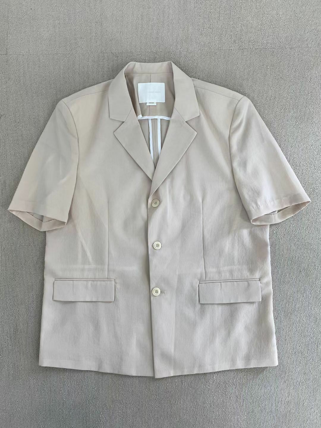 淨色短袖西裝褸 And More-031JK