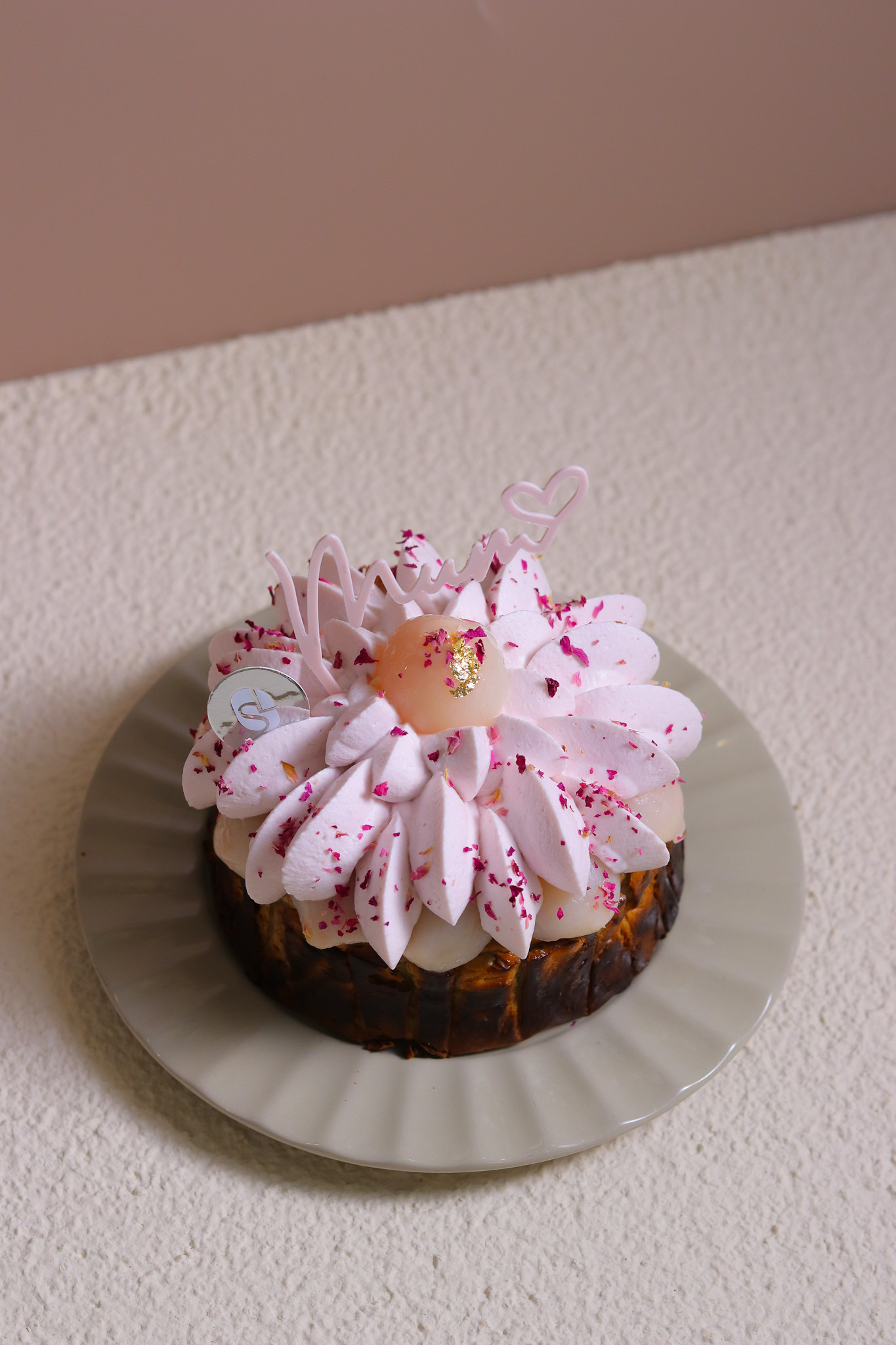 玫瑰荔枝紅茶巴斯克芝士蛋糕