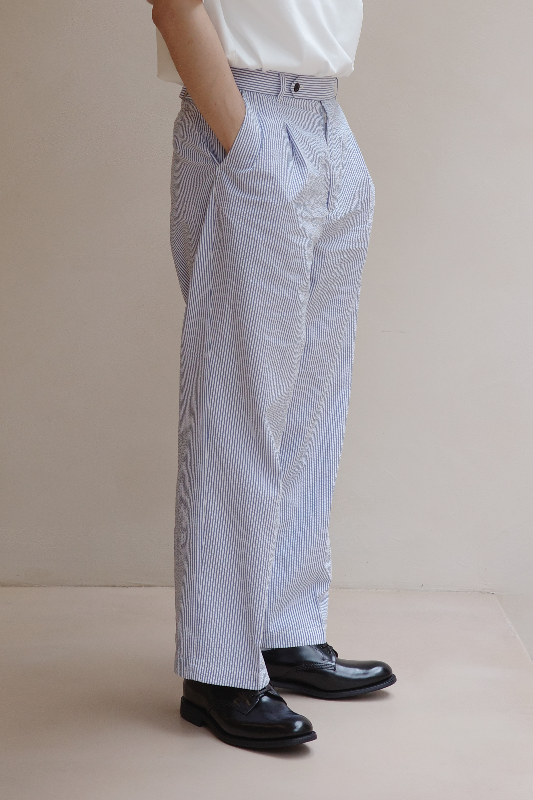 FARAH TWO TUCK SLIDE ADJUSTABLE PANTS (2色)