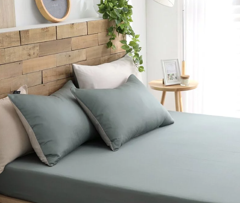 300織長絨棉床包組 | 軍綠 x 淺米