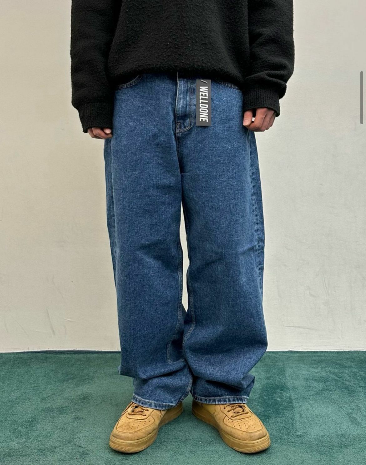 淨色鬆身牛仔褲 WELL DONE-021J