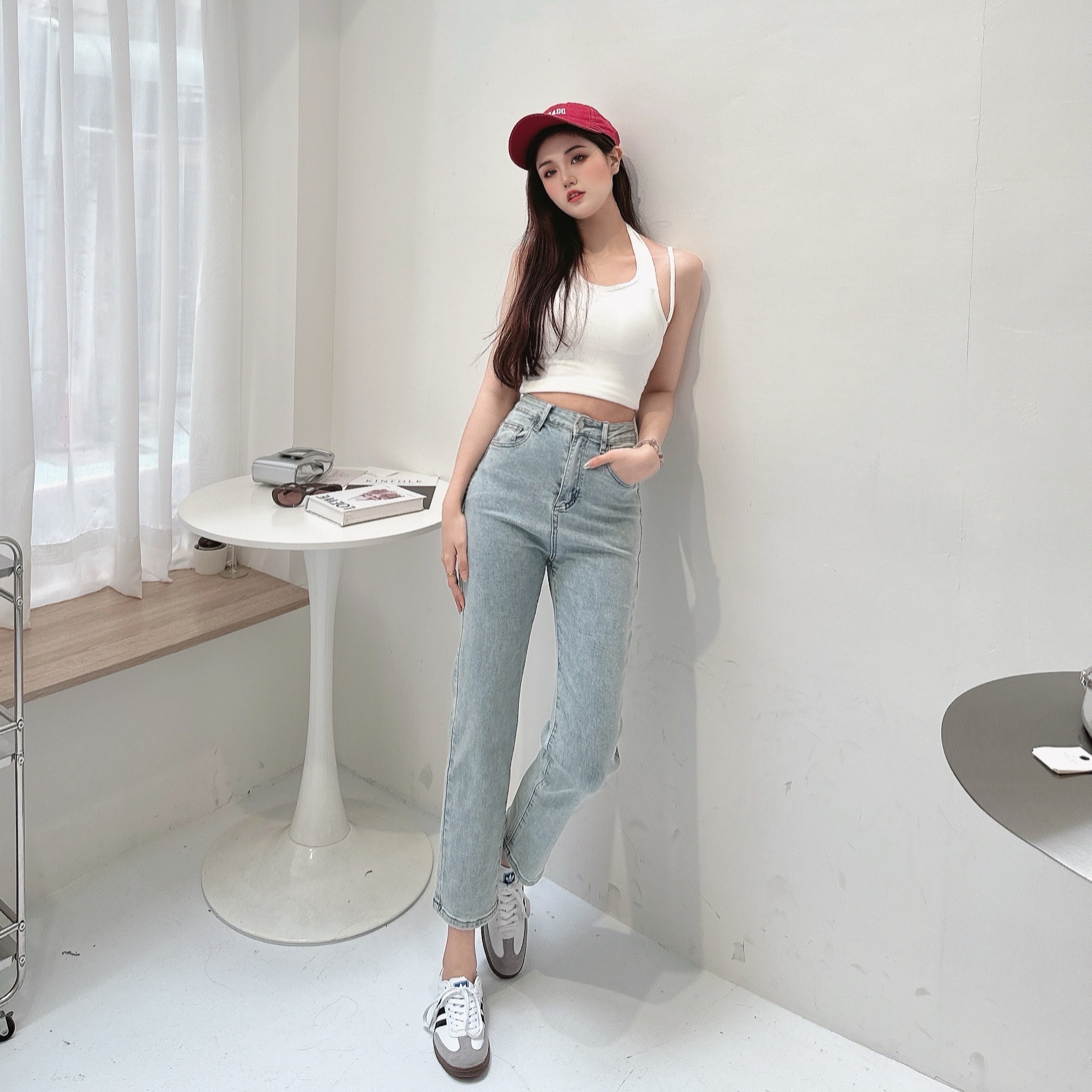 愛心刷破直筒牛仔褲/單一色