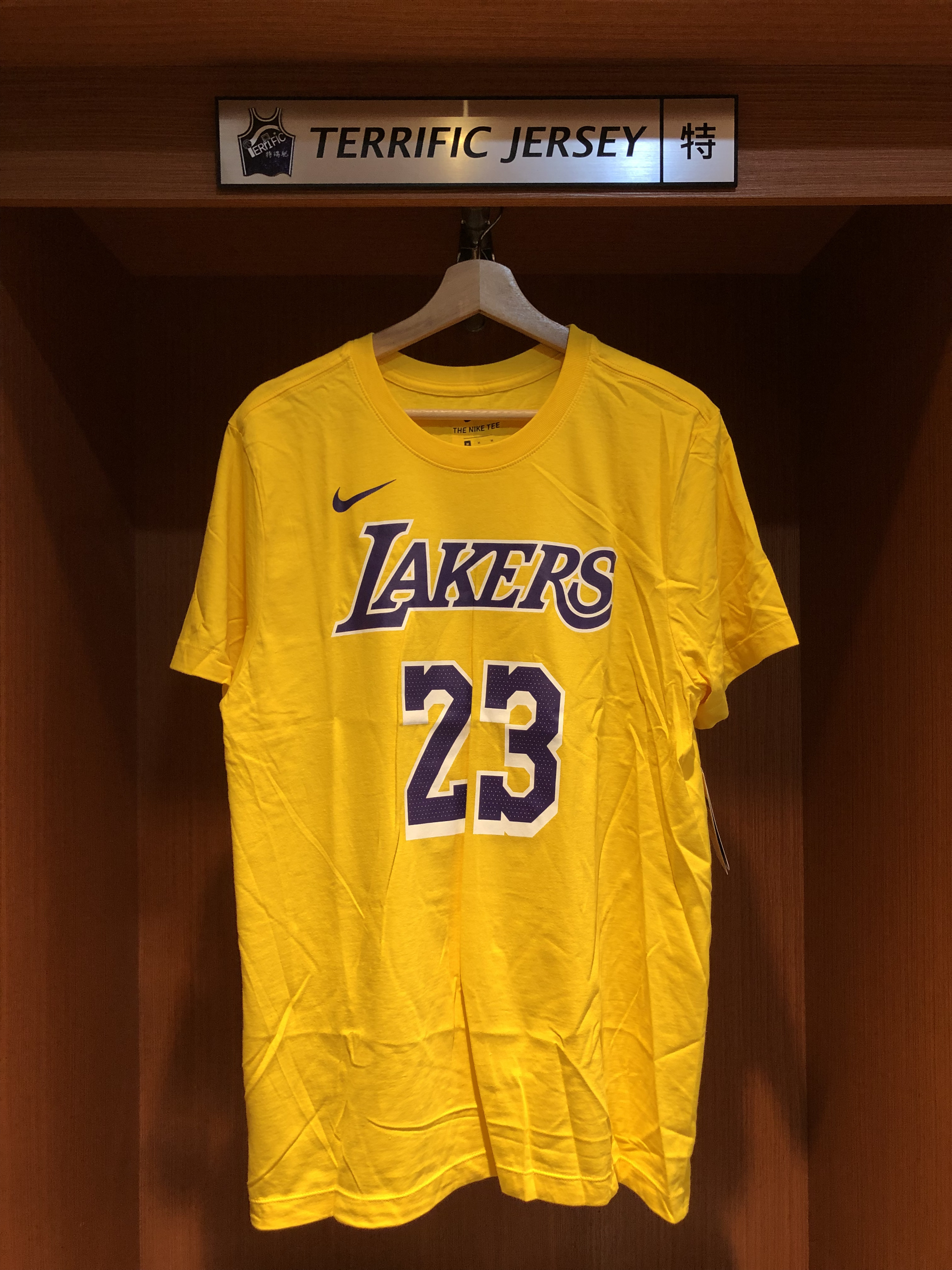 NBA短袖 Lebron James 洛杉磯湖人黃 Icon Nike Player Name Tee 棉質短袖 全新