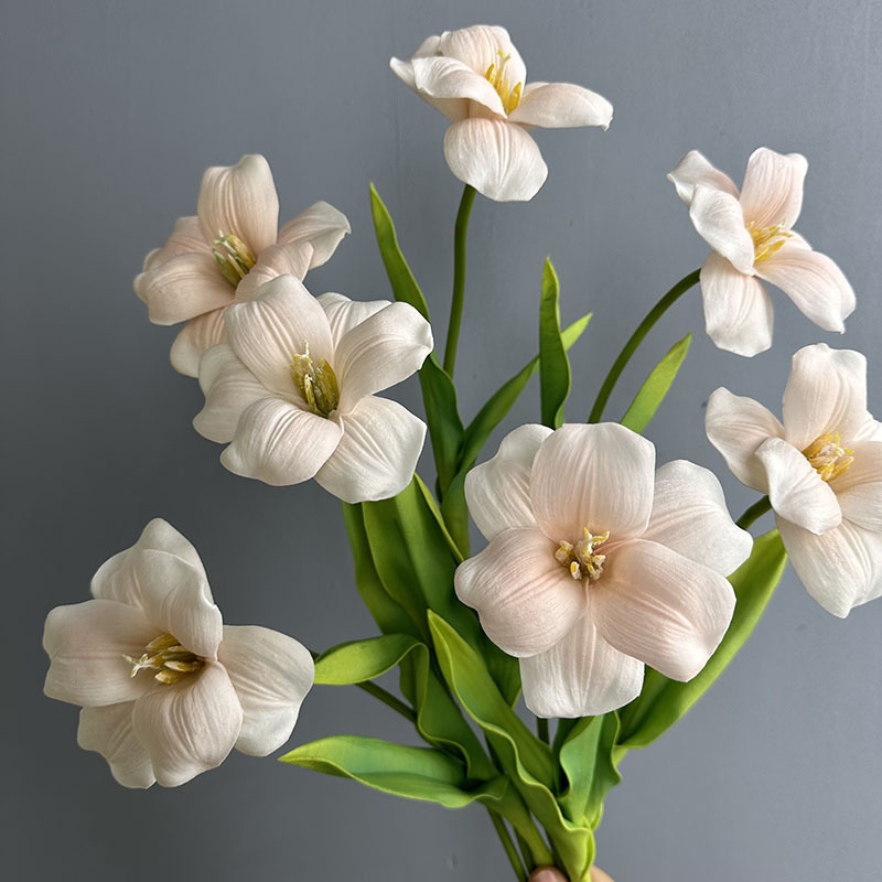 仿真PU手感布朗尼鬱金香