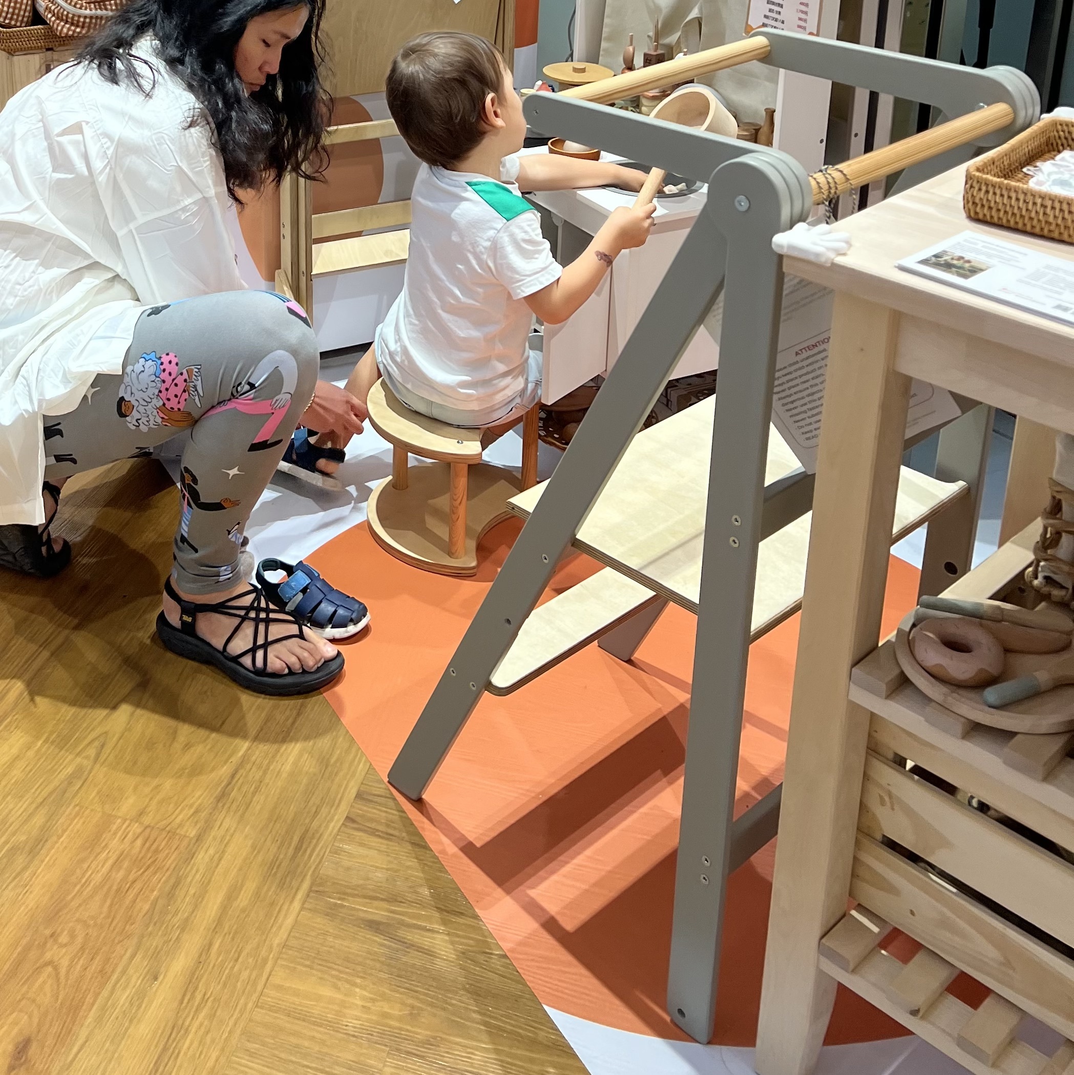 大象灰 | LELEKA樂樂咖 輕薄款兒童學習梯