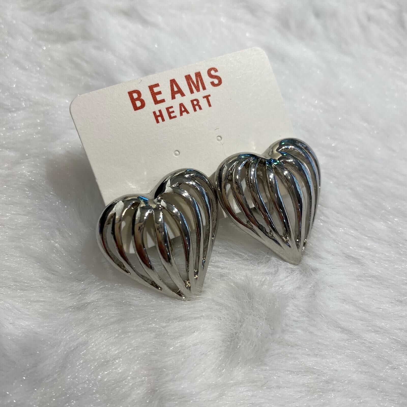 BEAMS 心心夾款耳環