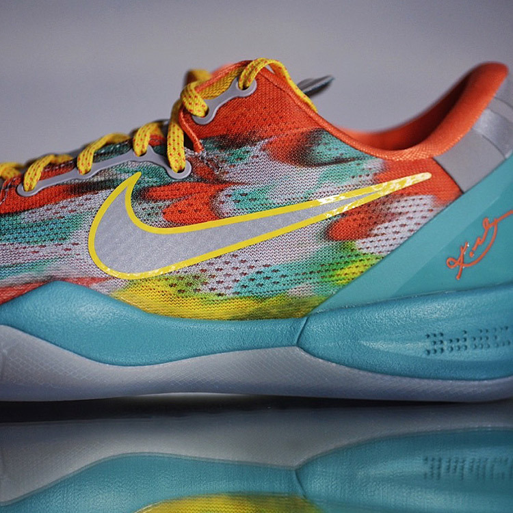 ΝΙΚΕ Kobe 8 Protro“Venice Beach” 藍紅橙 威尼斯海灘 實戰籃球鞋 FQ3548-001