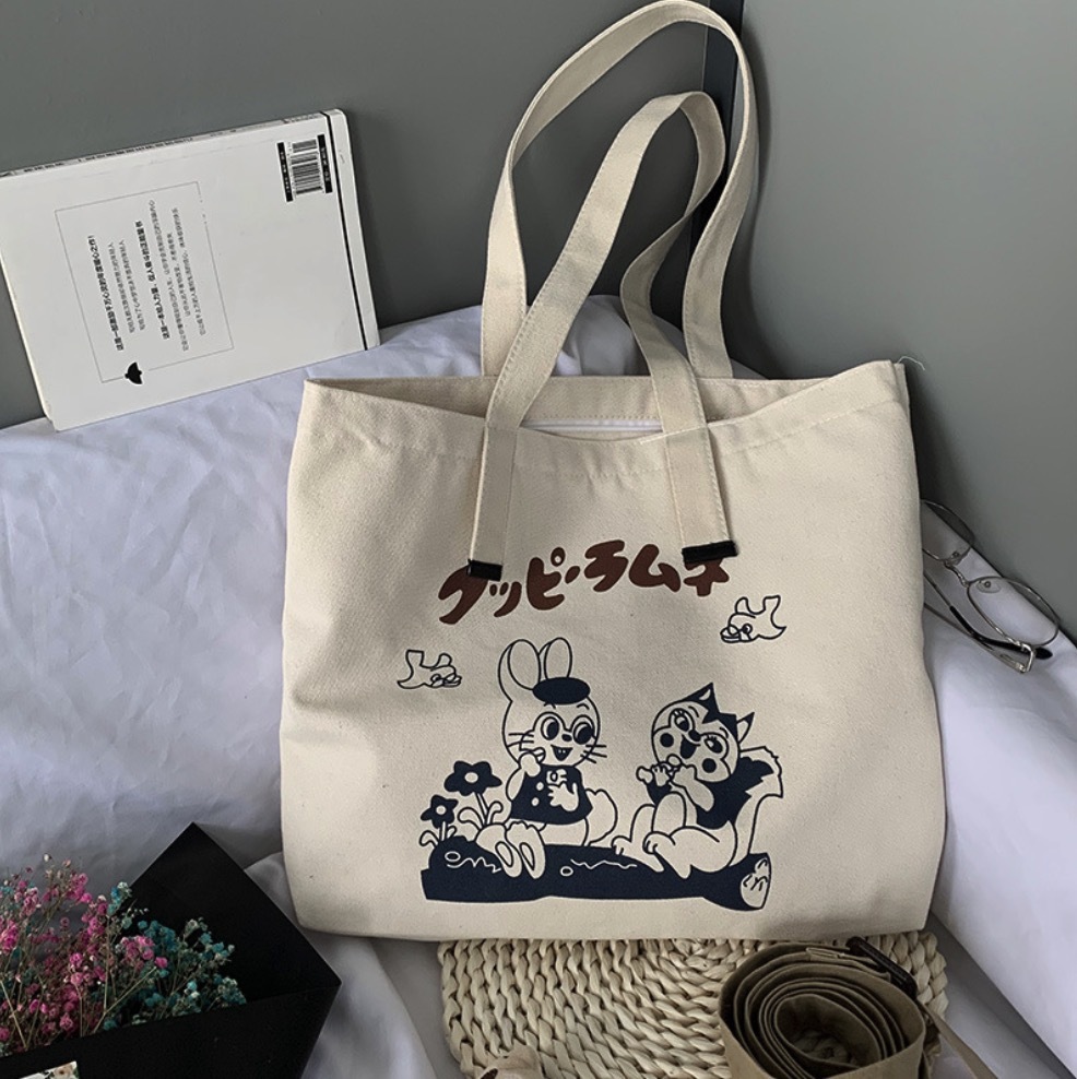 《41649》松鼠與兔兔大容量帆布側背包