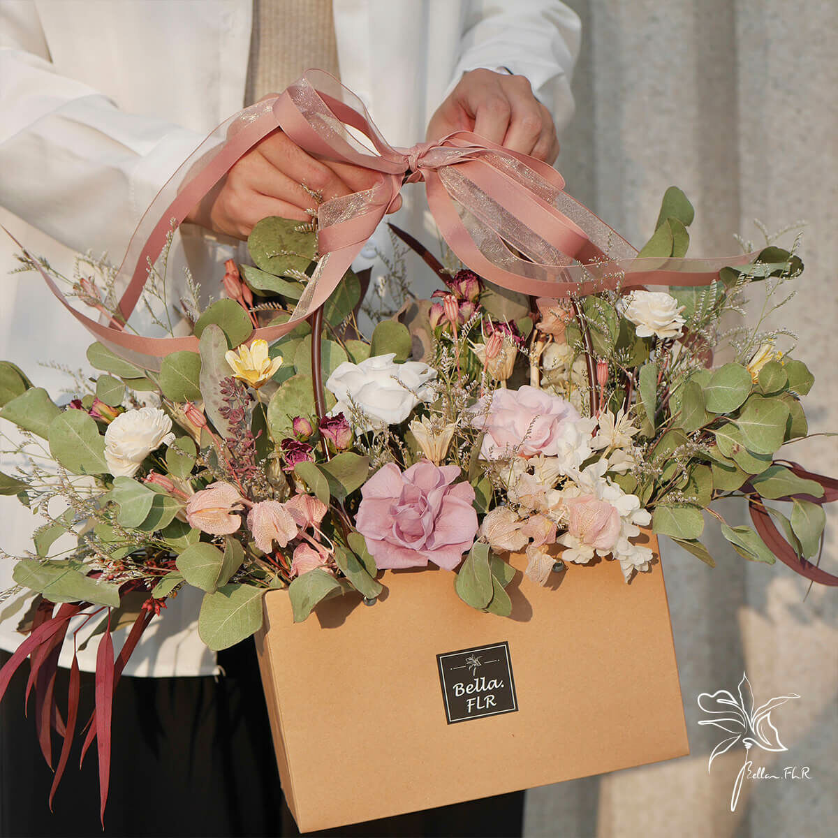 【送禮開張袋著我】手提永生乾燥花禮盒-長方形款