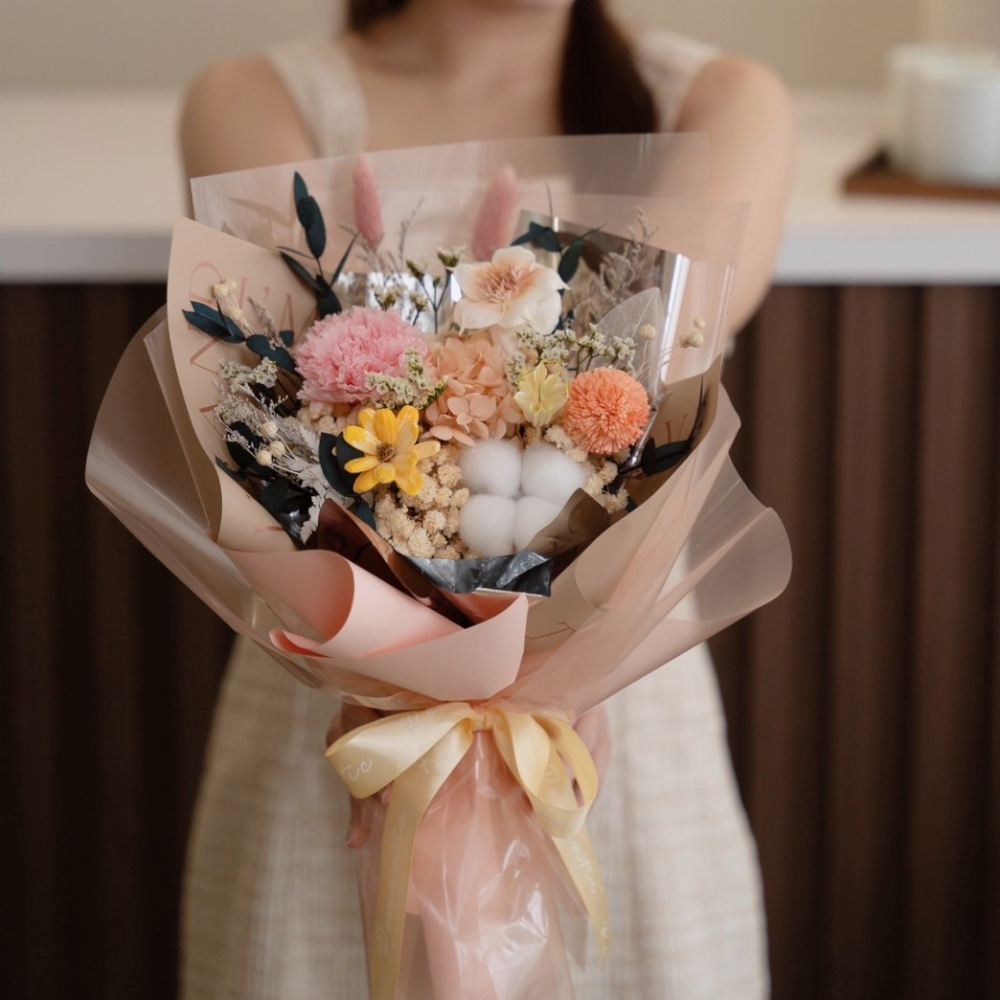 love u 系列康乃馨花束/ 櫻花粉康乃馨花色