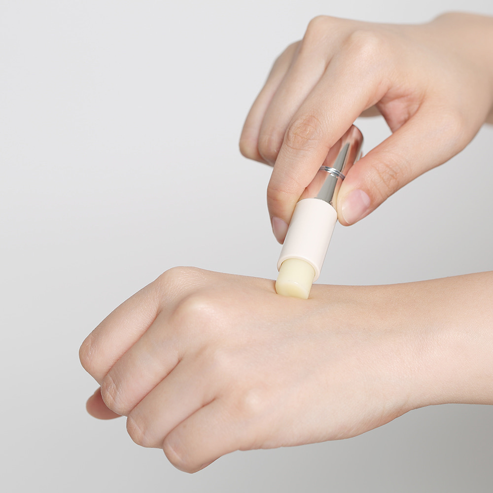 [REJURAN] CALMING LIP BALM 麗珠蘭五效合一潤唇膏