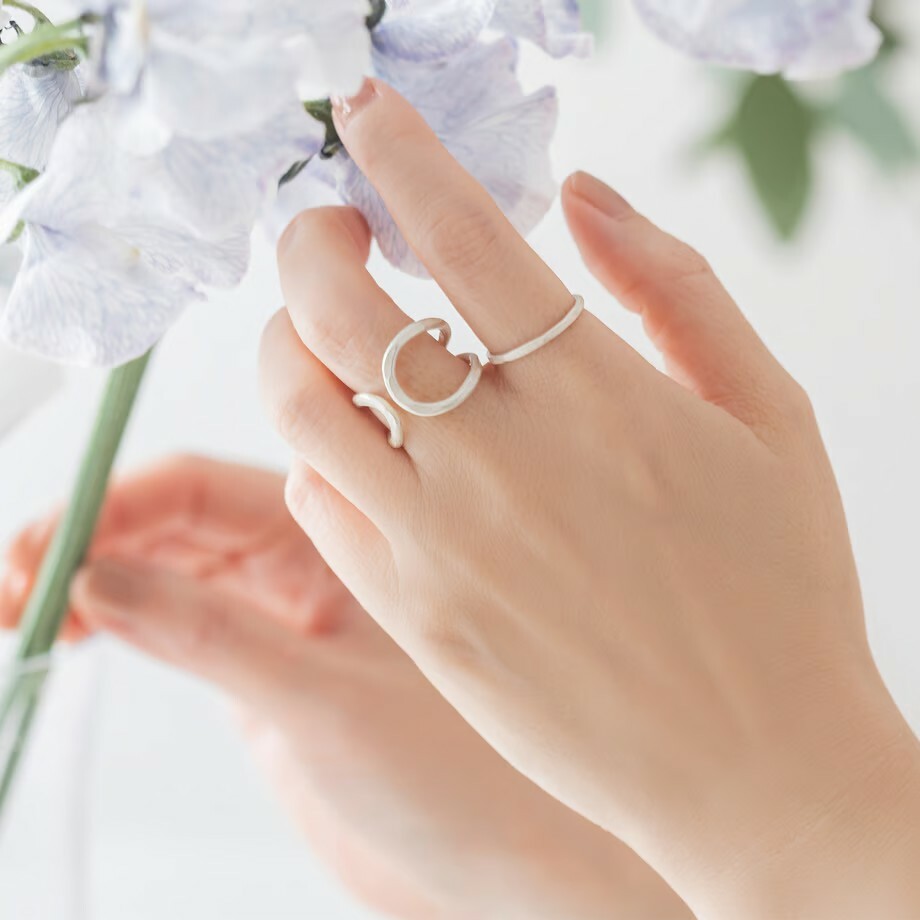 Pisceans - 錘紋OMEGA戒指兩件組 / 銀色