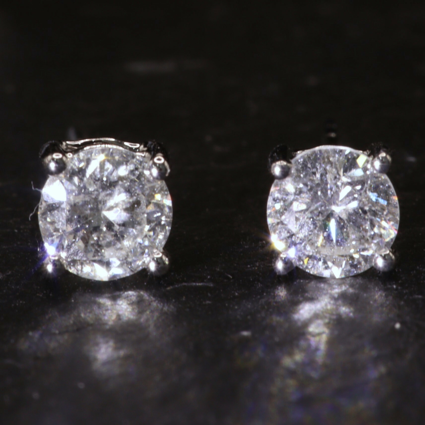 全新18K白金【主石78份鑽石】4爪耳環