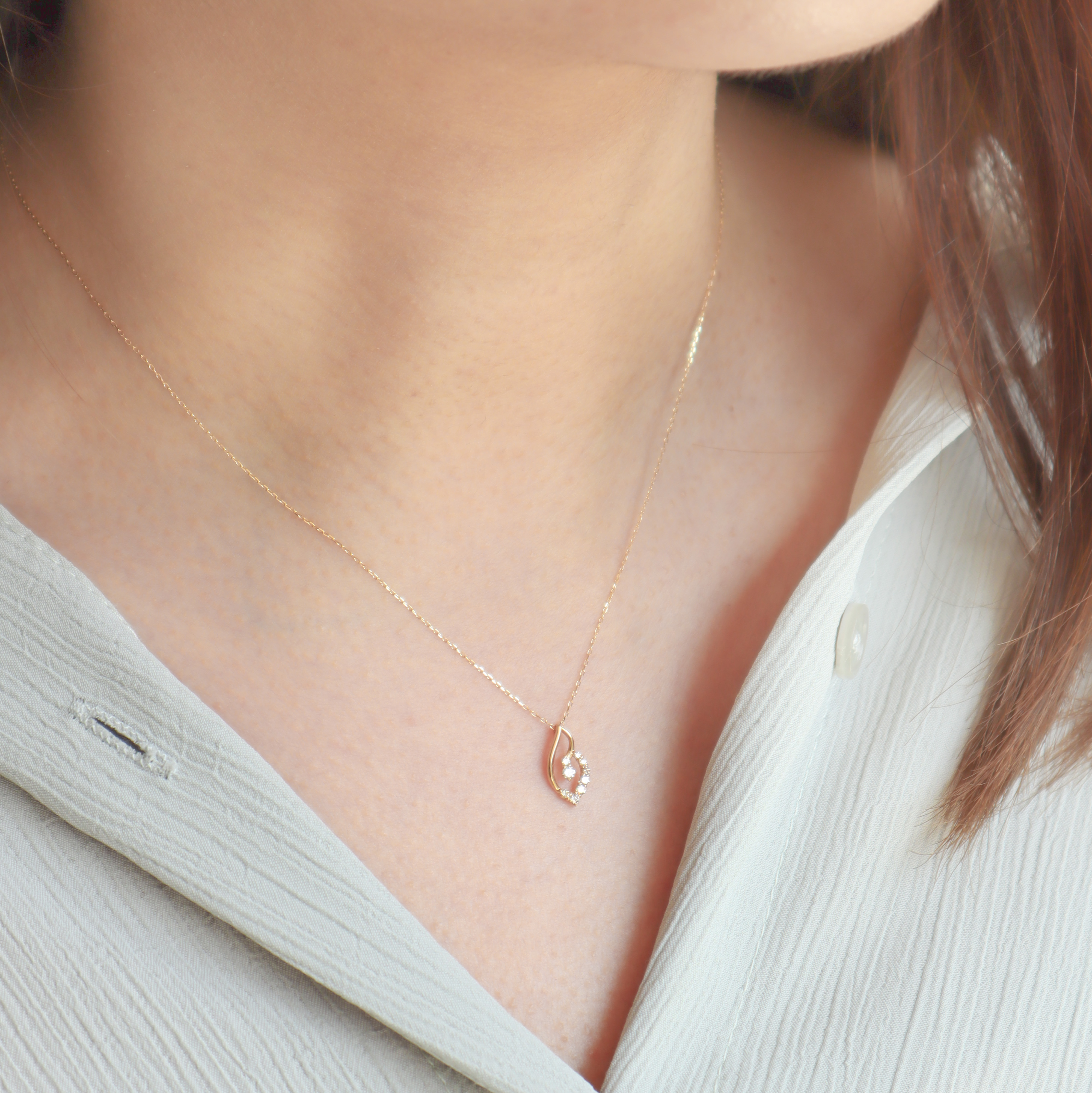 18K/輕羽真鑽墜鍊