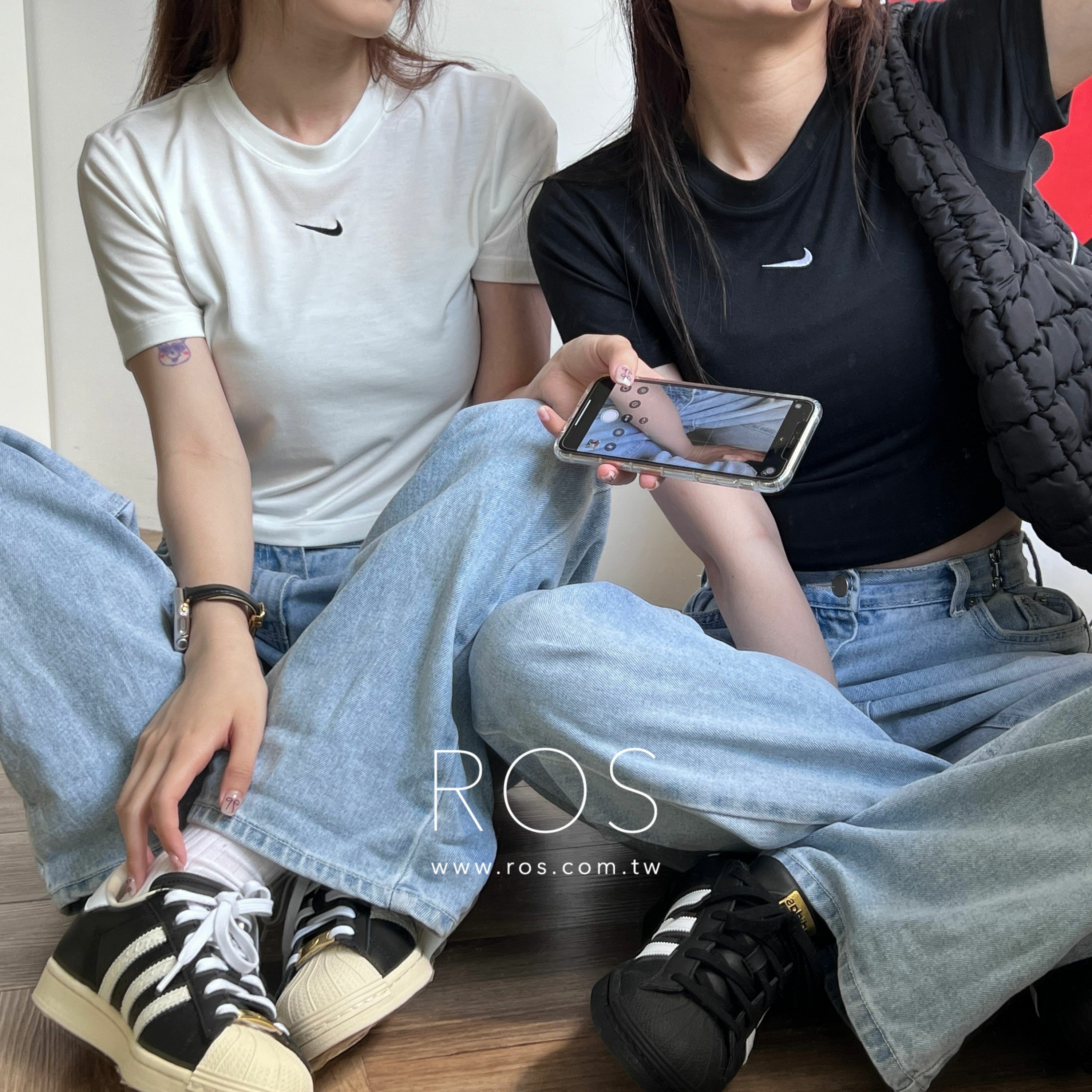 Nike 小勾短版素T(2colors)