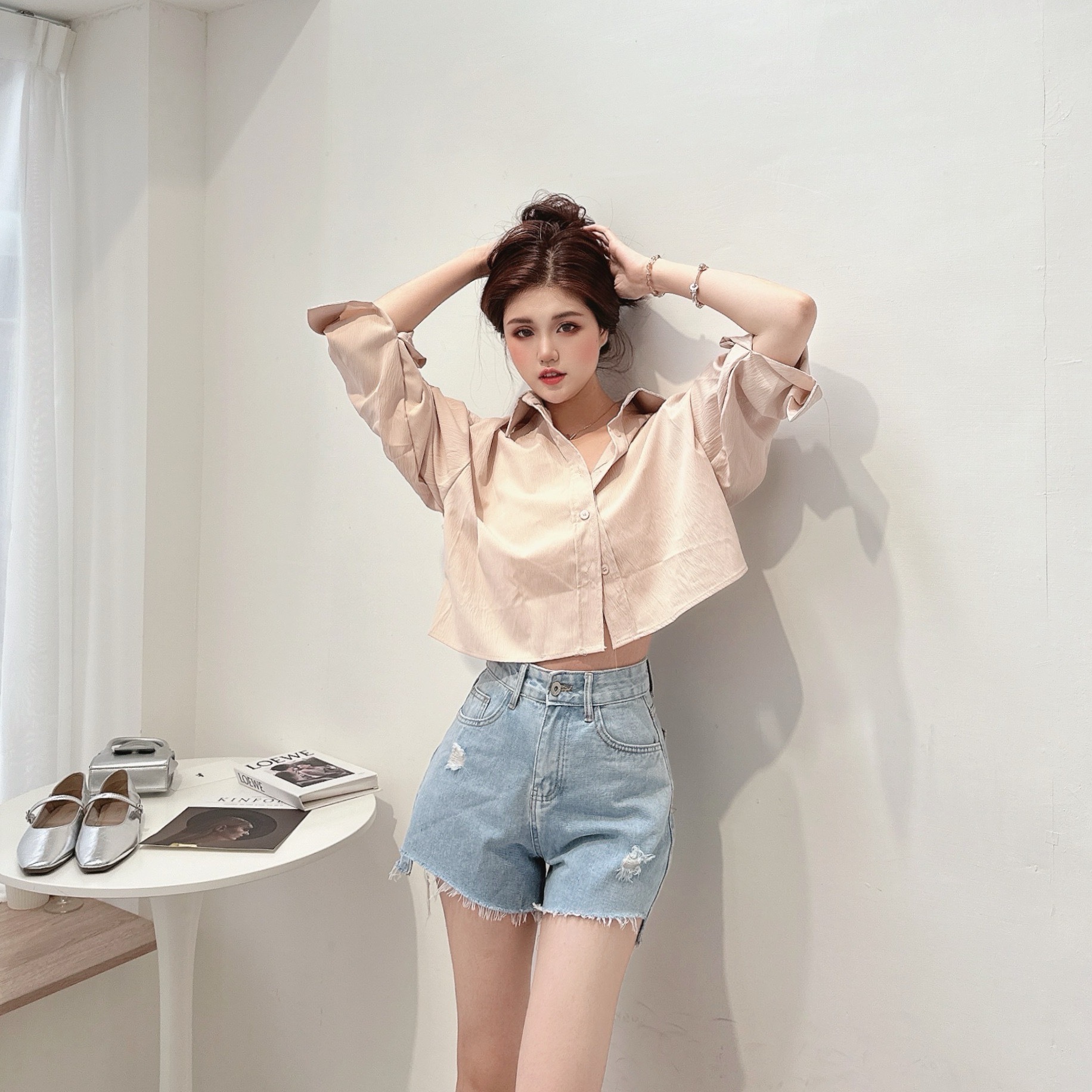 清甜後綁壓紋襯衫/三色