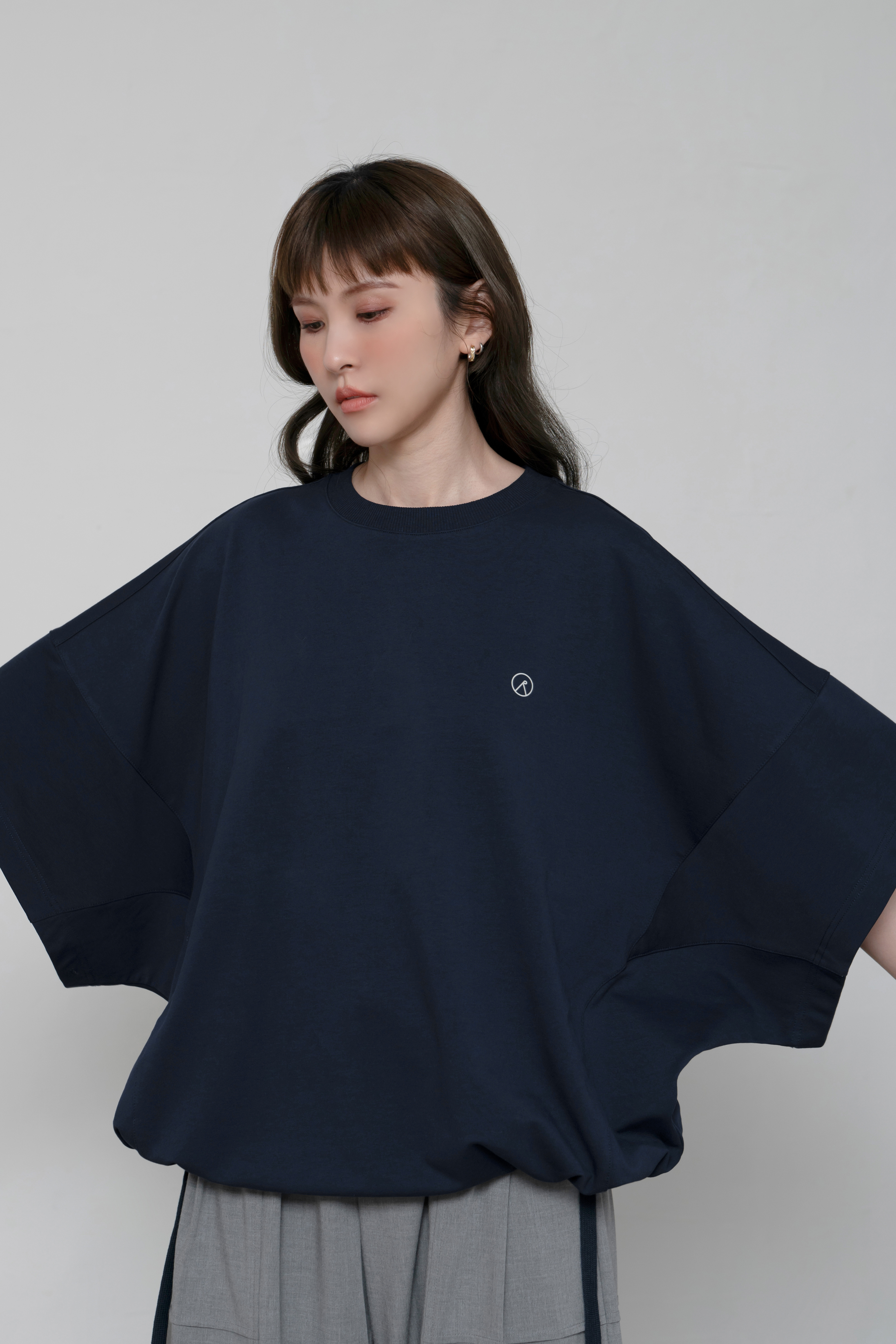 RE:tain - T-shaped Tee | Dark Blue