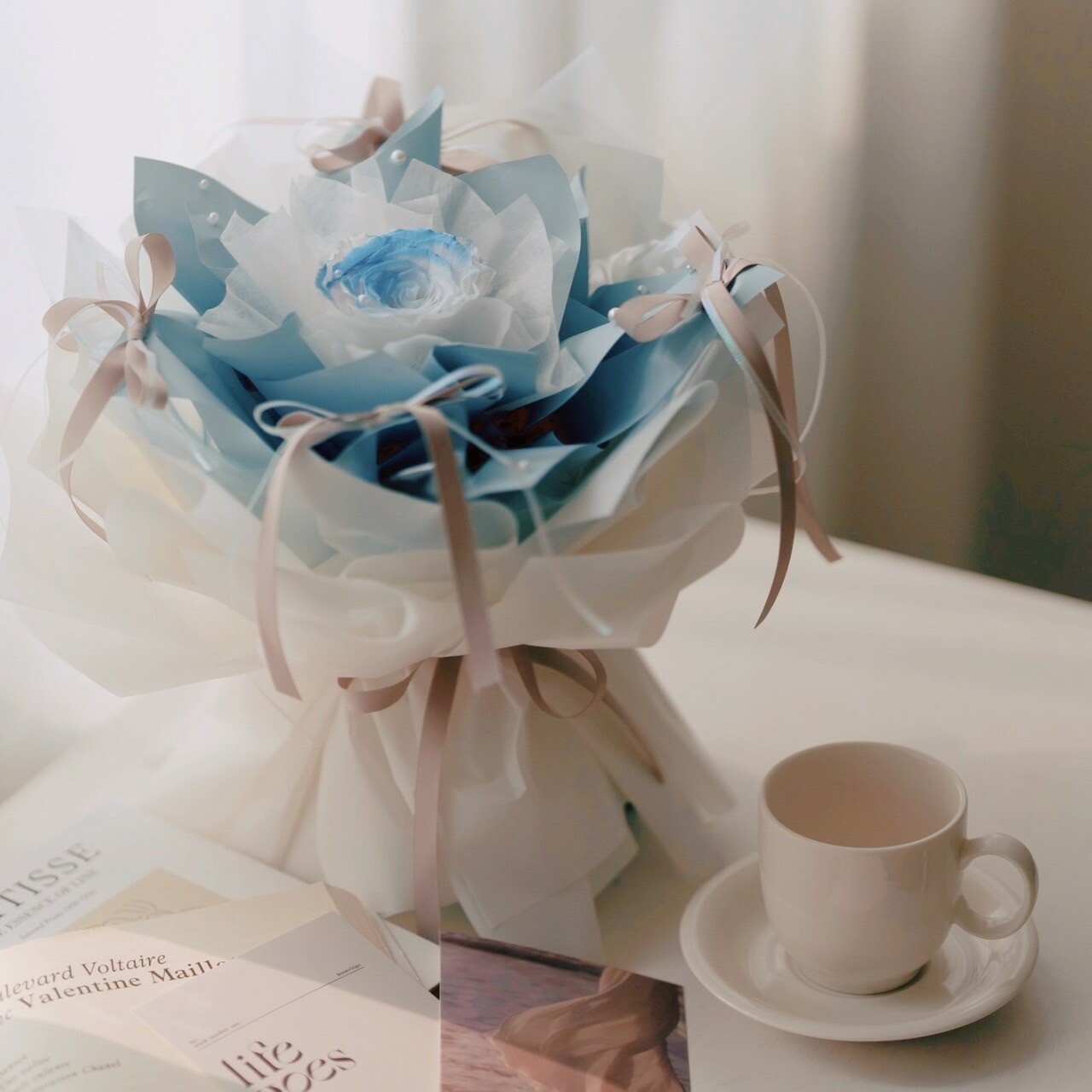 芭蕾舞風永生玫瑰花束 / 頂級厄瓜多永生玫瑰