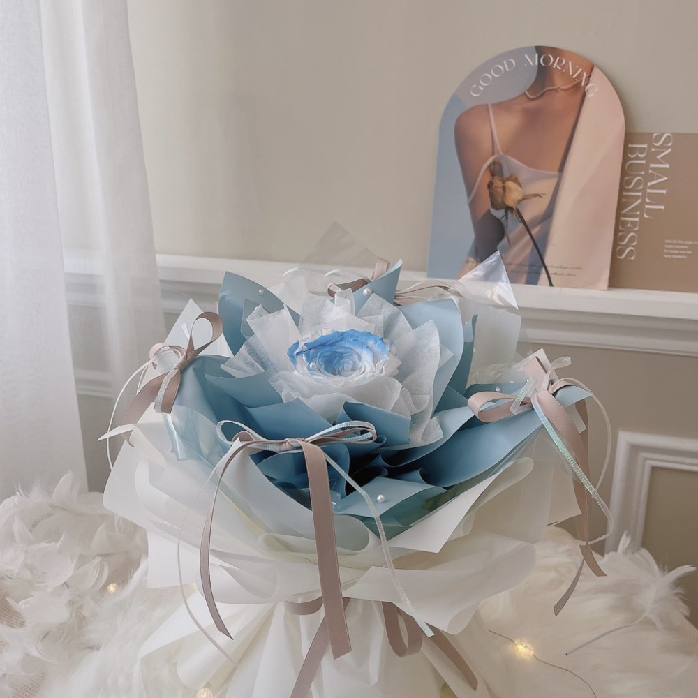 芭蕾舞風永生玫瑰花束 / 頂級厄瓜多永生玫瑰