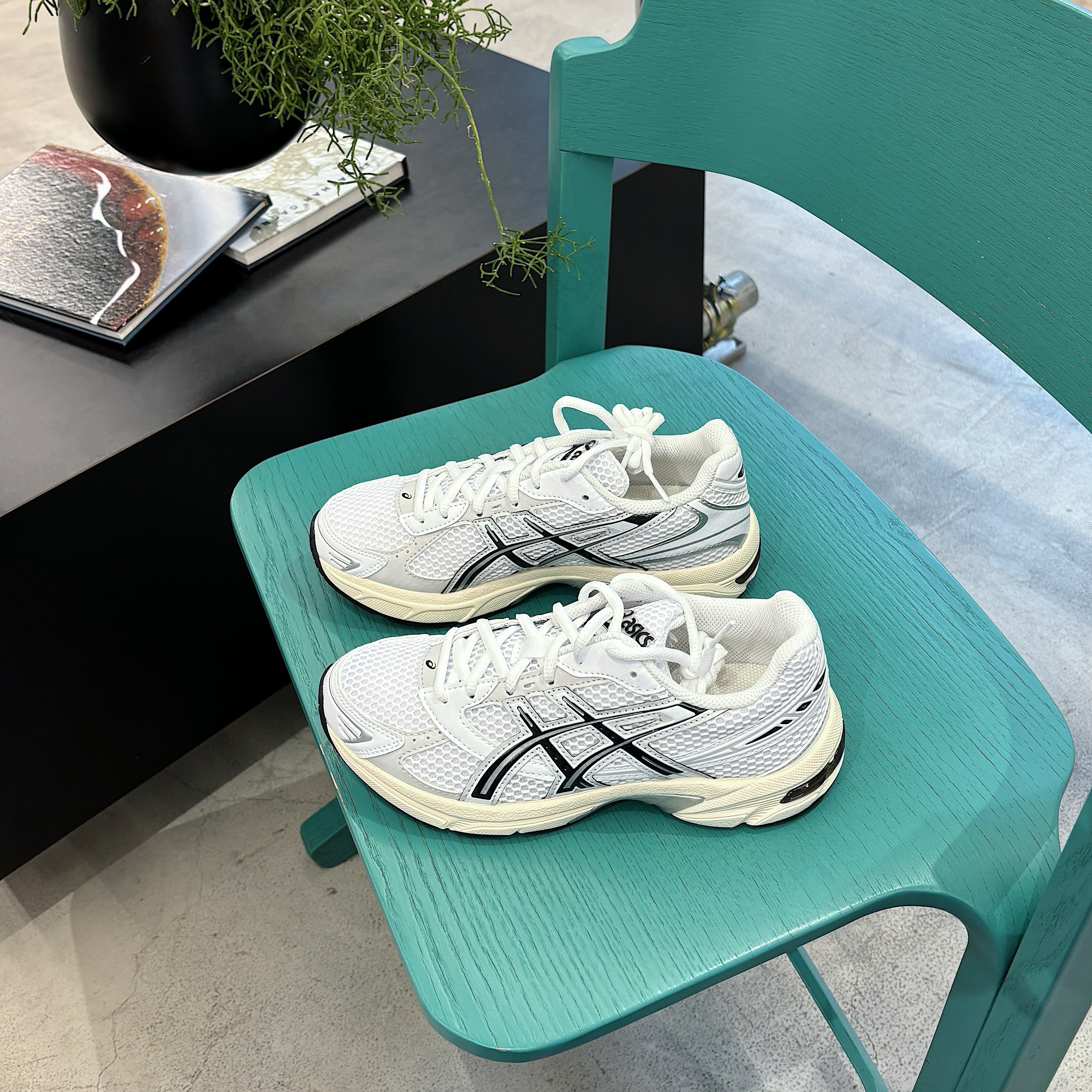 Asics GEL-1130 奶油底 白黑色 復古 運動鞋 1201A256-118