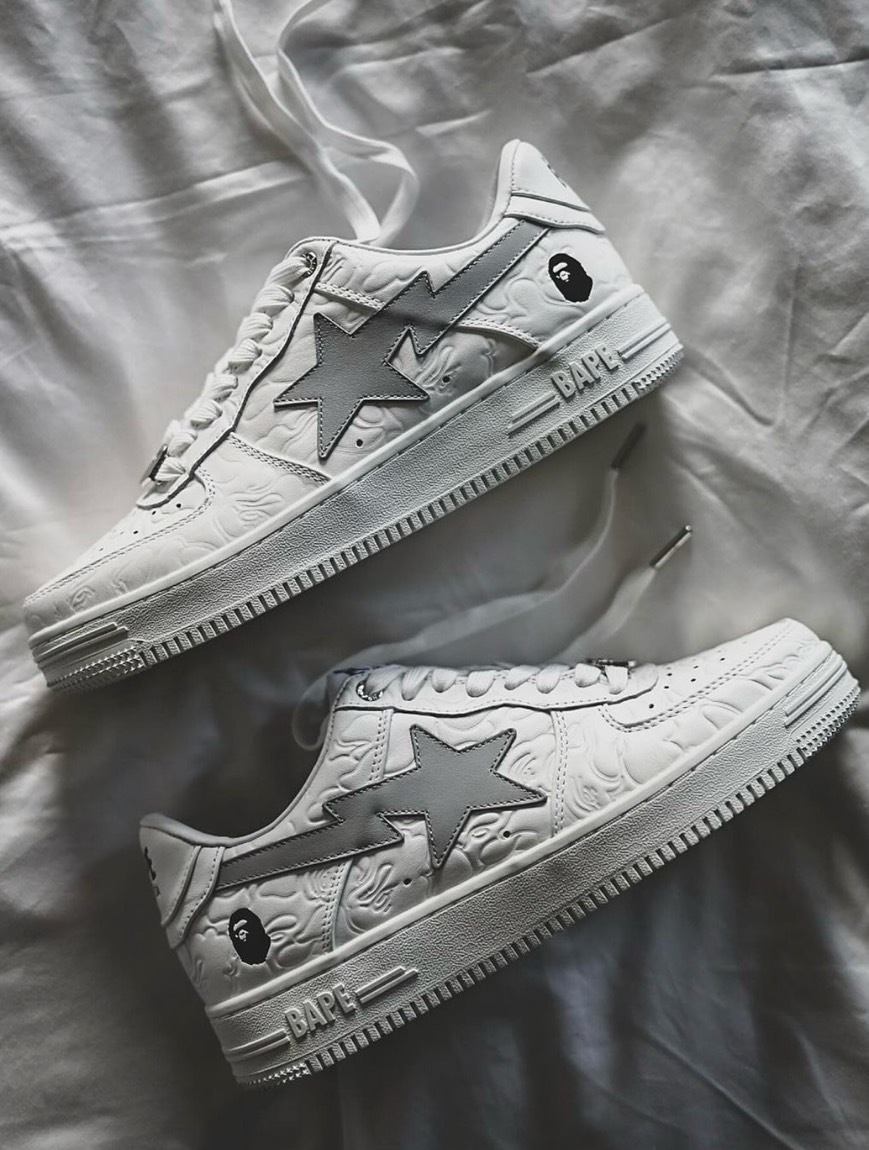 A BATHING APE BAPE STA 迷彩 猿人頭 壓紋 紋路 白色 灰色 白灰 M191052