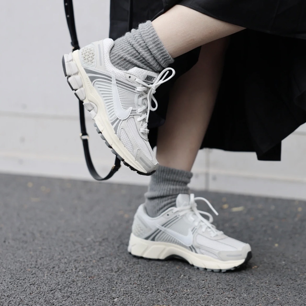 Nike Air Zoom Vomero 5 復古奶灰 HF0731-007