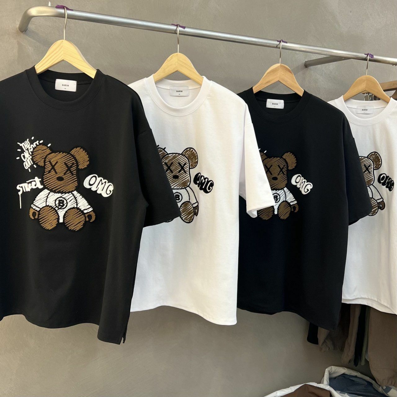 熊仔圖案英文字短袖Tee BARON-084T