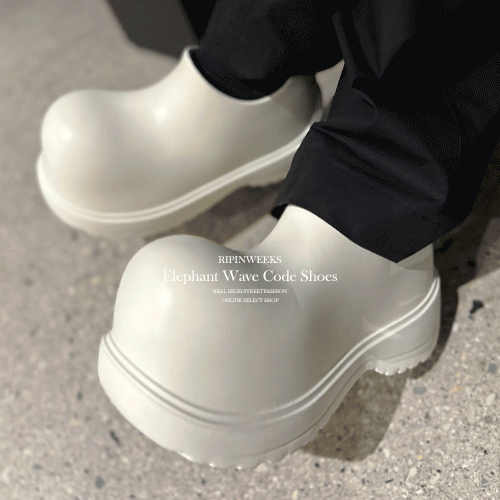 光滑圓頭橡膠鞋