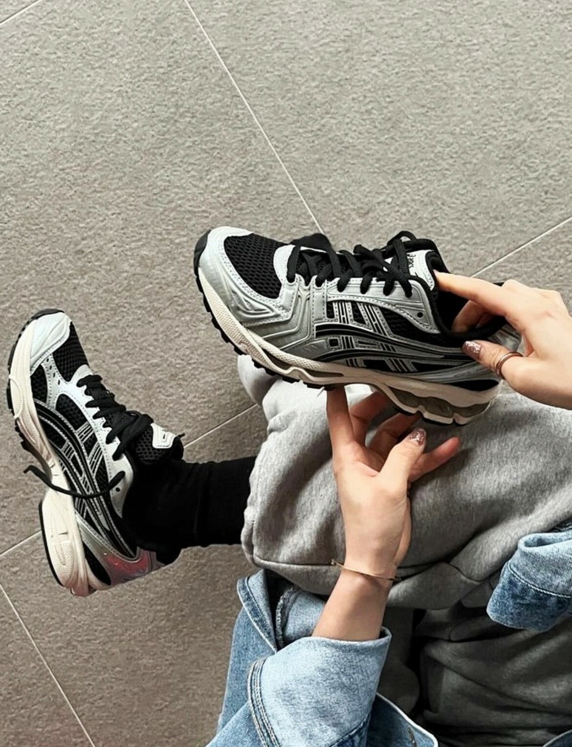 【代購】Asics Gel-Kayano 14 減震耐磨 低幫 跑步鞋 男女同款 灰黑色1201A019-005