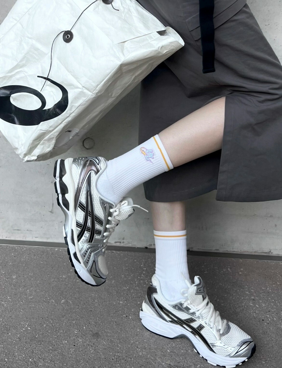 【代購】Asics Gel-Kayano 14 科技未來風 Y2K戶外機能潮流百搭 防滑耐磨 低幫 生活休閒鞋 男女同款 銀白1201A019-200