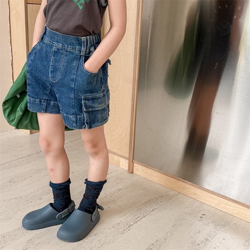 口袋牛仔短褲