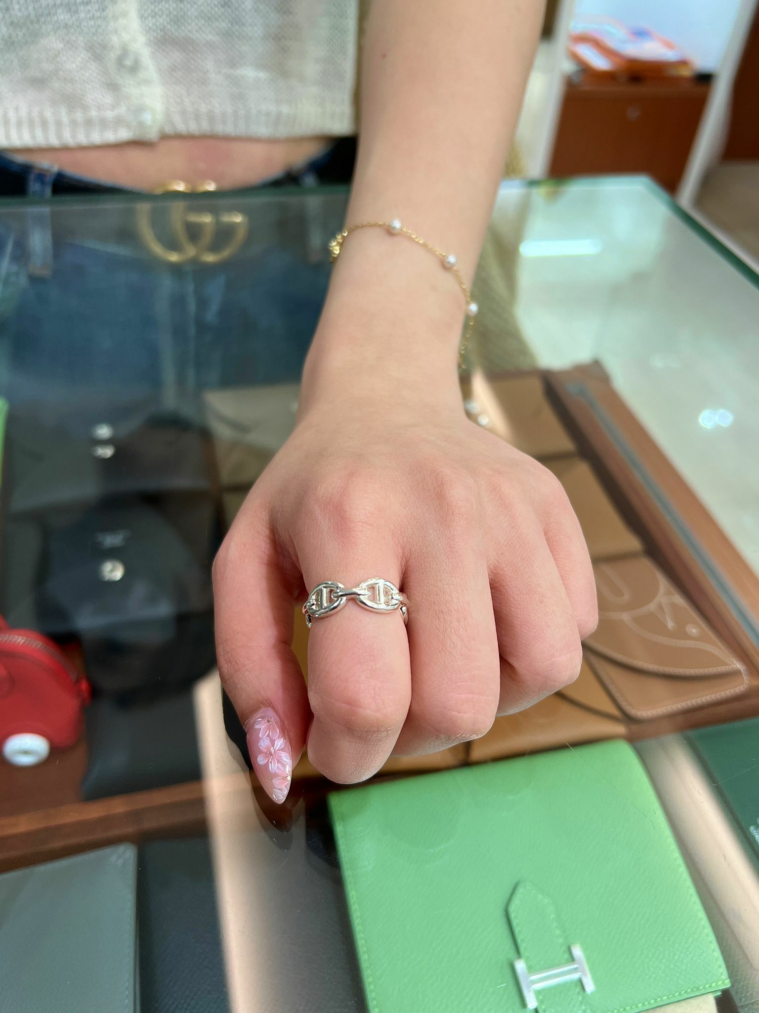 【 感謝支持 】爽快靚靚來買豬鼻戒指💍 上手好睇 即買即戴😍 多謝你嘅支持🫶