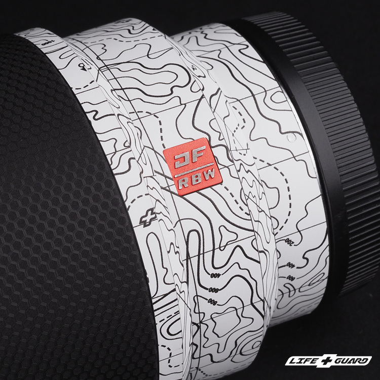 LIFE+GUARD Viltrox 85mm F1.8 STM 貼膜質感特寫，LIFE+GUARD 設計風格